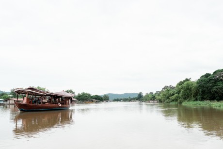 Bootsfahrt in Uthai Thani