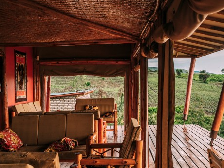 Uganda_Across Africa - Marafiki Safari L