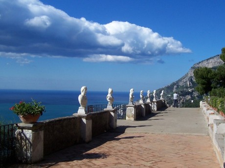 Italien-Sorrent-Uferpromenade