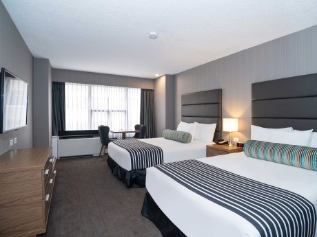 Sandman Signature Calgary - Room