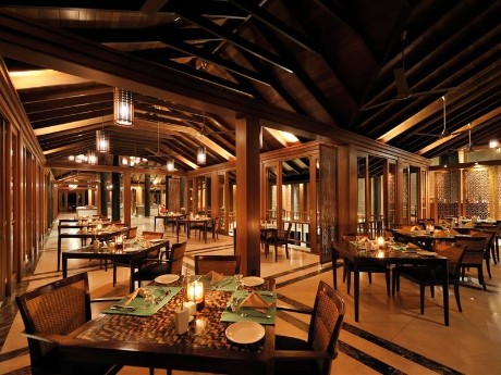 Paradise Island - Lagoon Restaurant