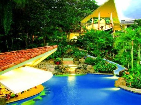 Si Como No Resort - Pool Bar