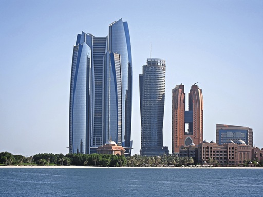 VAE_Abu_Dhabi_Bucht_Palace_Hotel