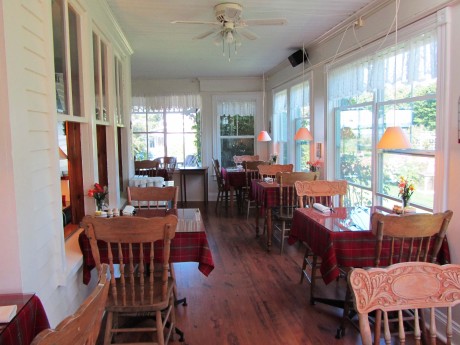 Harbourview Inn