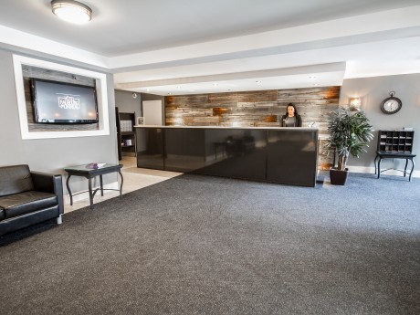 Hotel Faubourg Montreal 