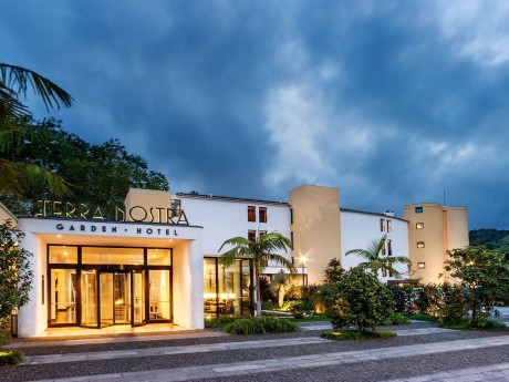 Das Terra Nostra Garden Hotel von vorne
