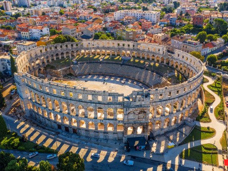 Amphitheater Pula