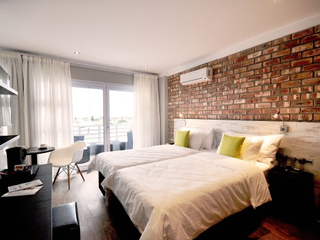 Swakopmund Plaza_Namibia_Comfort Room_01