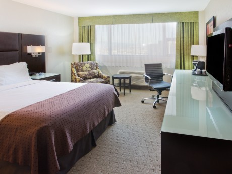Holiday Inn Vancouver Centre