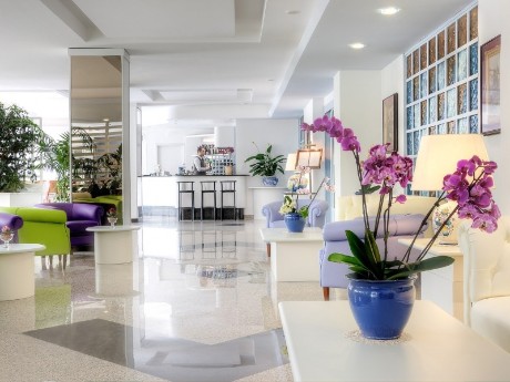 Hotel Caravel - Lobby