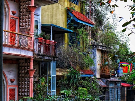 Bunte Strasse in Hanoi