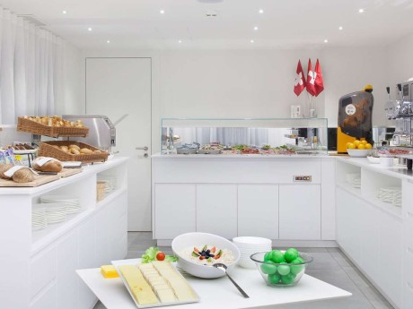 Schweiz, Locarno - City Hotel Frühstück