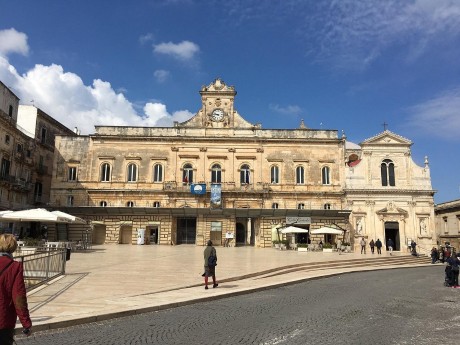 Piazza Libertà, Ostuni