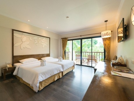 Superior Room, The Leaf on the Sands