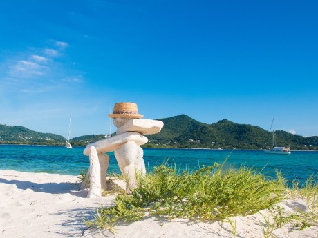 SANDY ISLAND OFF CARRIACOU
