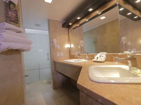 Ecuador_Quito_Hotel Mercure Alameda_room