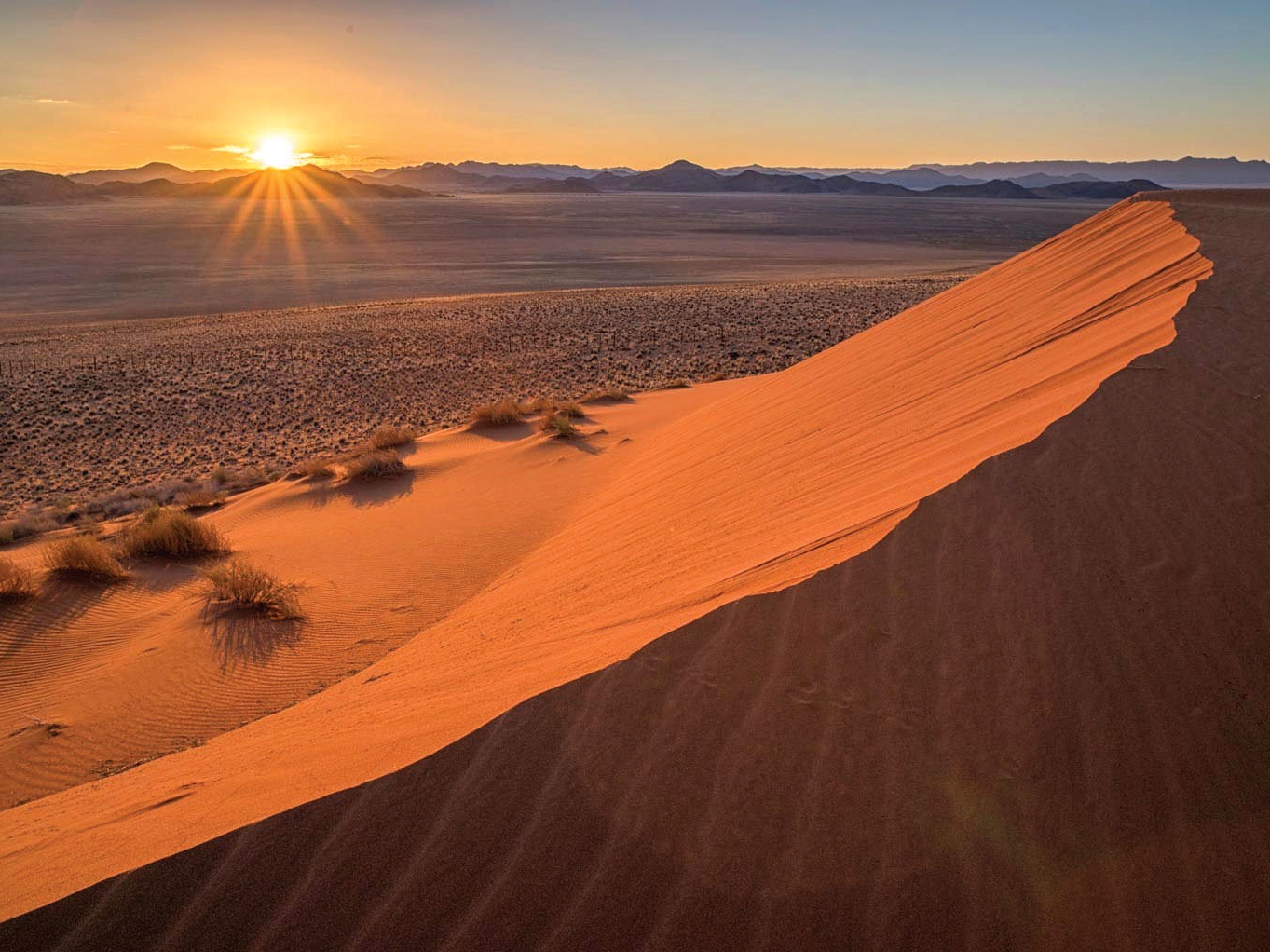 Namibia Namib Wueste Sonnenuntergang