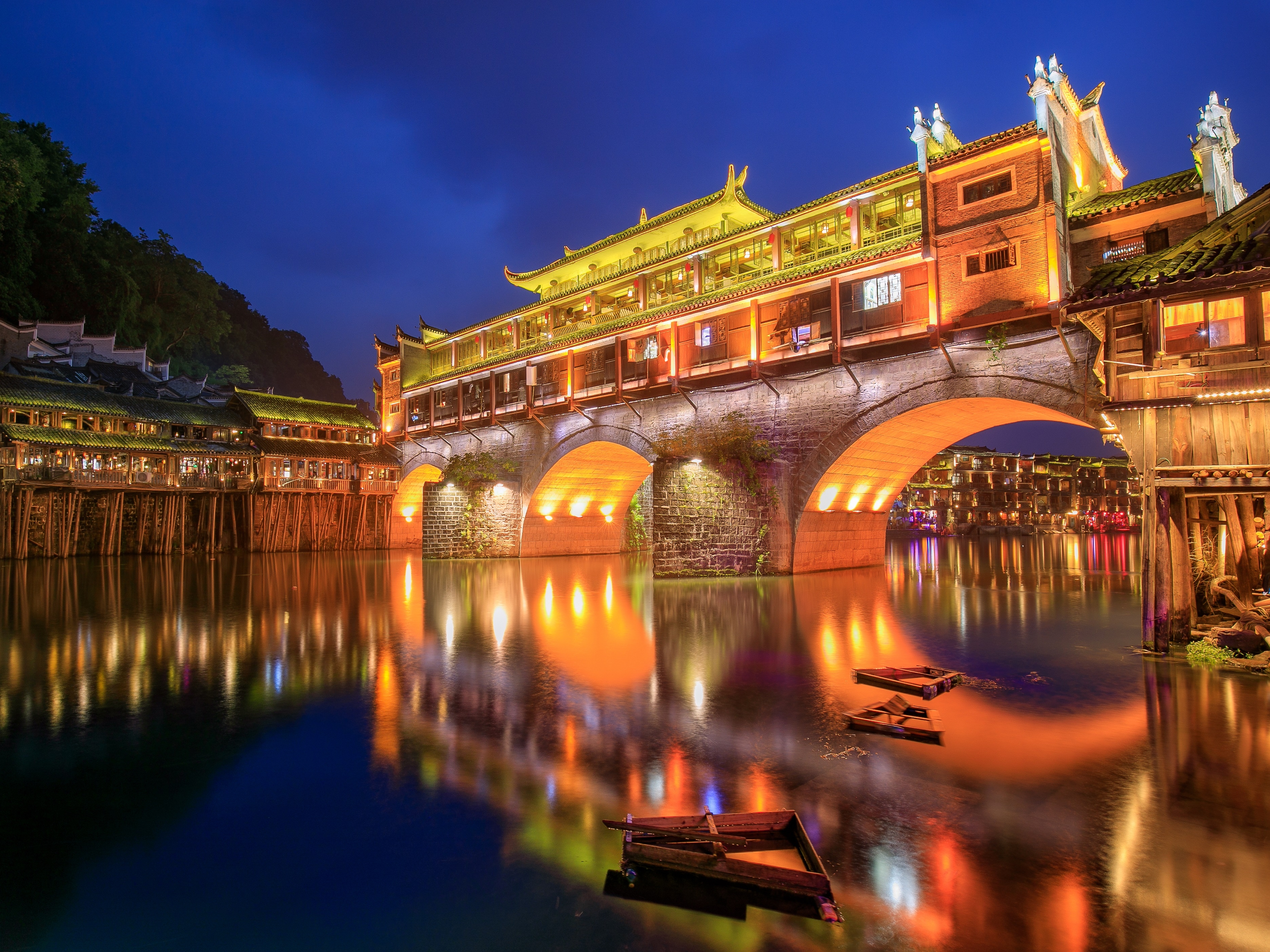 Fenghuang Hong Bridge