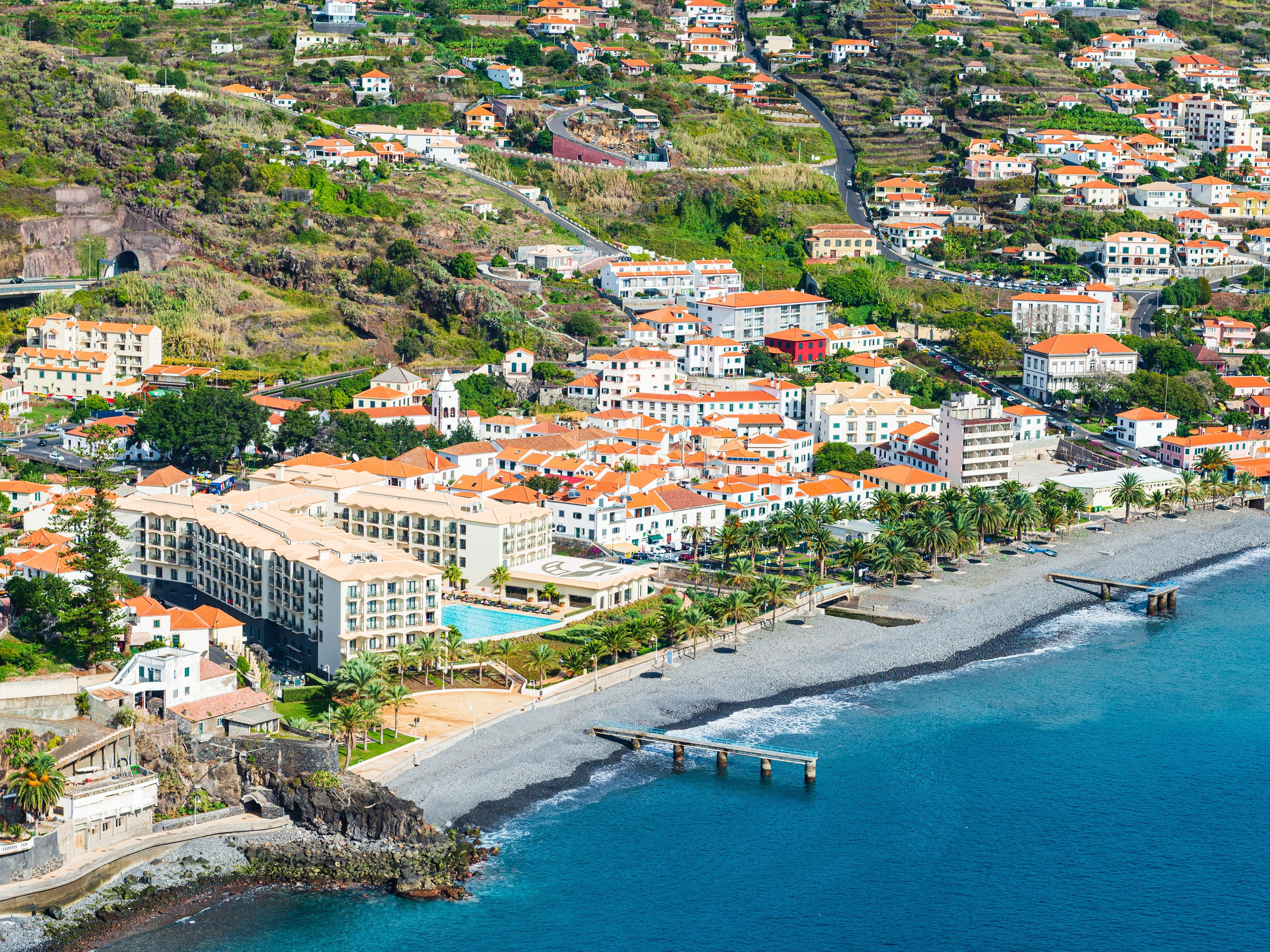 Madeira Santa Cruz